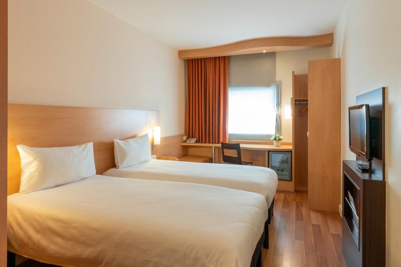 Ibis Izmir Alsancak Hotel Bagian luar foto