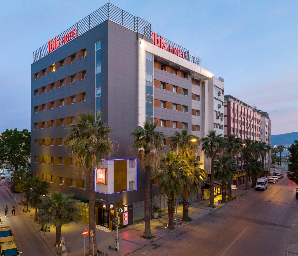 Ibis Izmir Alsancak Hotel Bagian luar foto