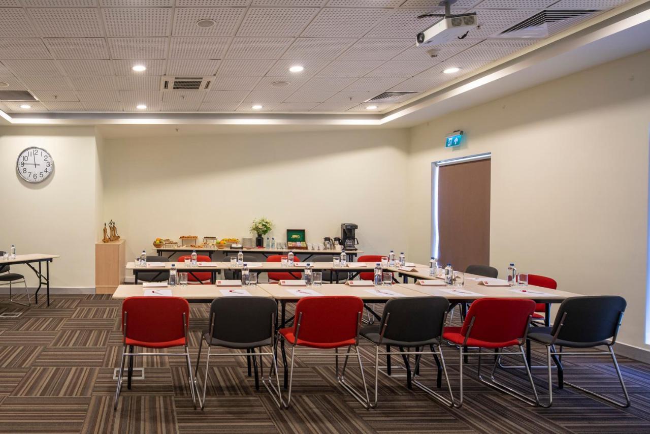 Ibis Izmir Alsancak Hotel Bagian luar foto