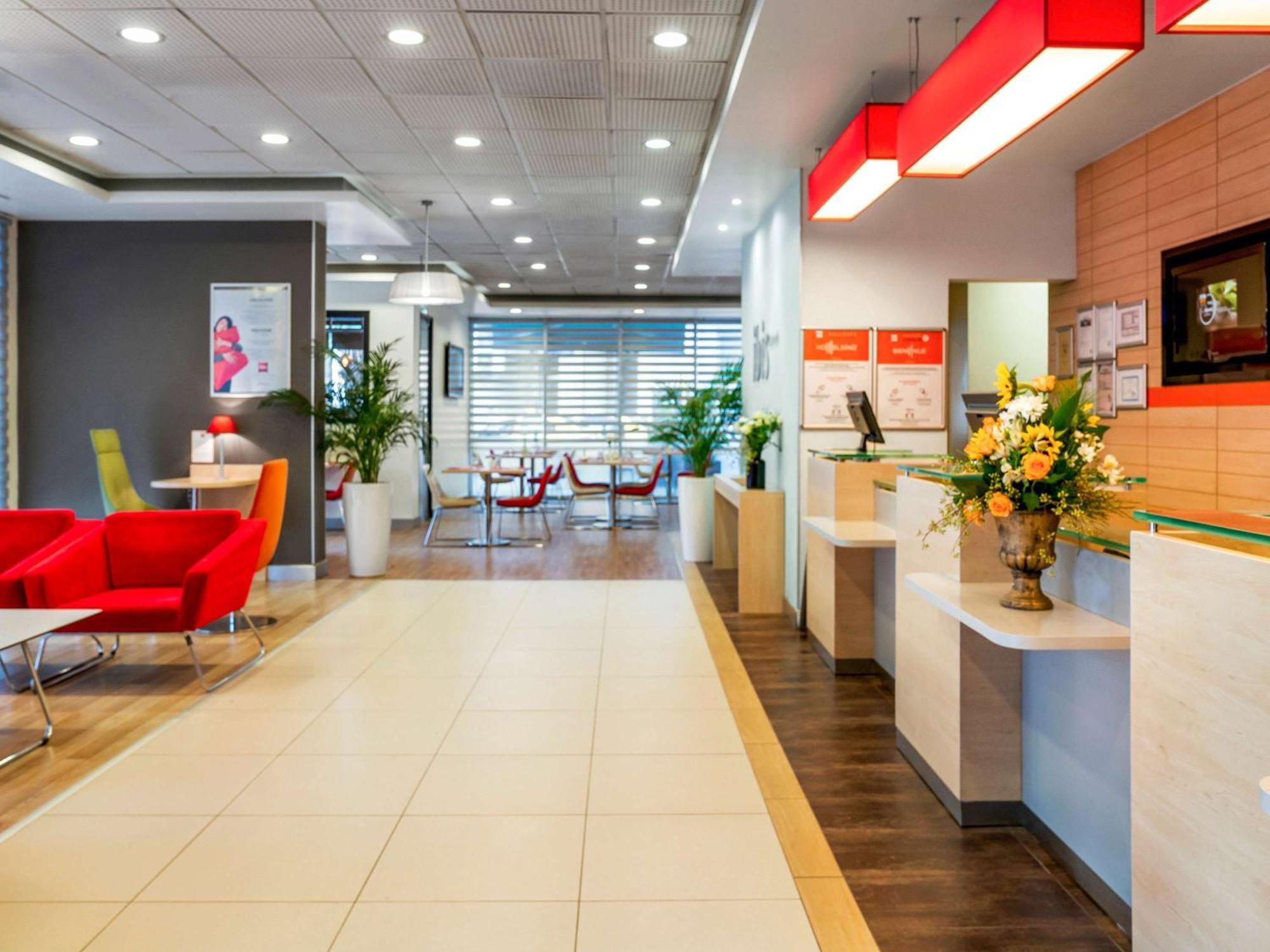 Ibis Izmir Alsancak Hotel Bagian luar foto
